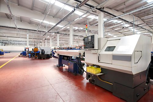 industriële installatie met harde schijf afbeelding